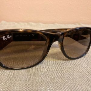 Ray Ban tortoise shell sunglasses